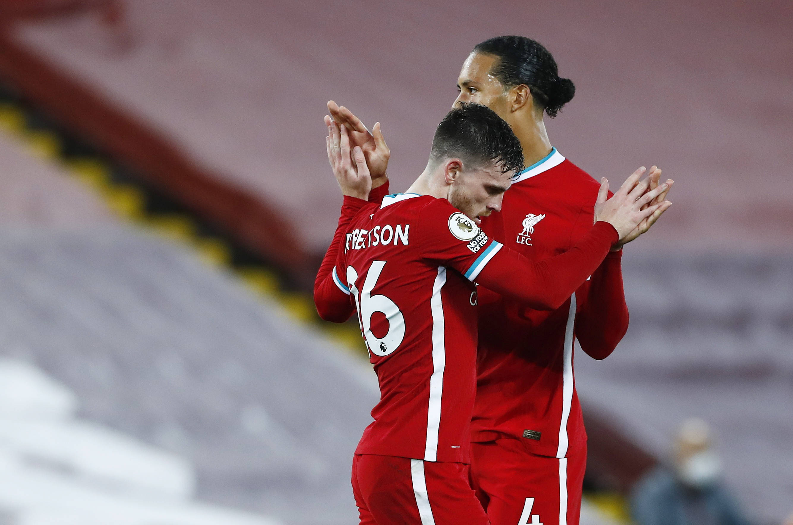 他成功限制 他成功限制