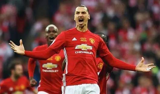 中做出關鍵 中做出關鍵