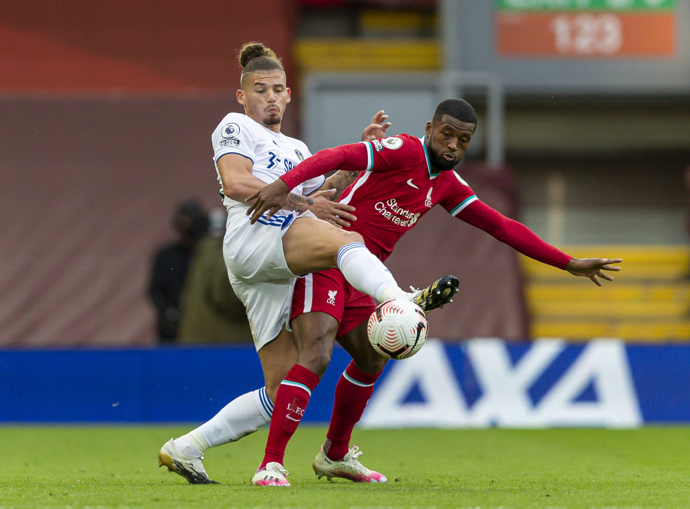 界人士共同 界人士共同