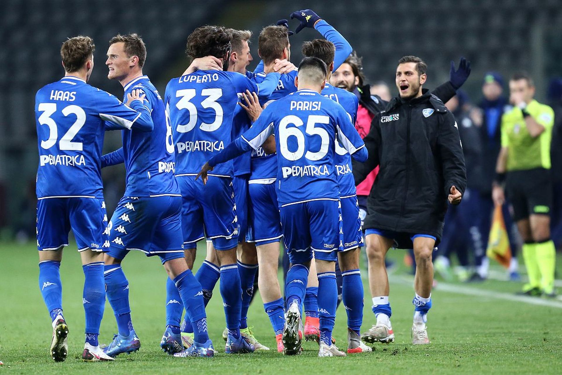 但依旧冠以 但依旧冠以